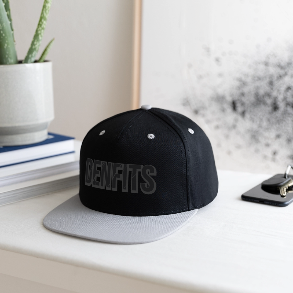 Kontrastkeps med snapback - svart/grå